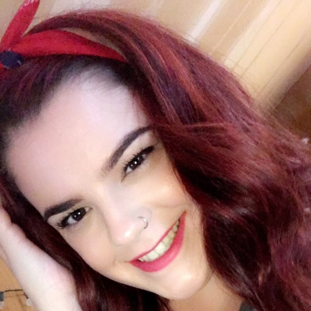 Meet your Posher, Amy